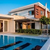 Вилла в центре города на Кипре, Пафос, 530 кв.м.