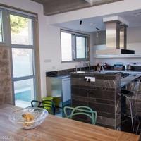 Вилла в центре города на Кипре, Пафос, 530 кв.м.