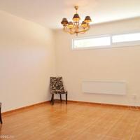 Вилла на второй линии моря/озера, в пригороде на Кипре, Пафос, 400 кв.м.