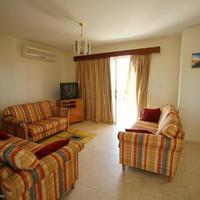 Townhouse in the city center, in the suburbs in Republic of Cyprus, Eparchia Pafou, 160 sq.m.