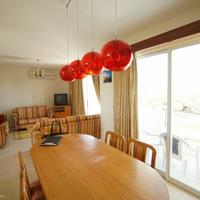 Townhouse in the city center, in the suburbs in Republic of Cyprus, Eparchia Pafou, 160 sq.m.