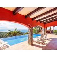 Вилла у моря в Испании, Каталония, Льорет-де-Мар, 399 кв.м.