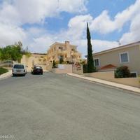 Другое в пригороде на Кипре, Пафос, 4004 кв.м.