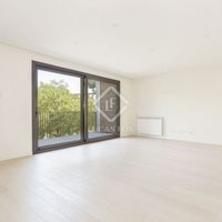 Apartment in the big city in Spain, Catalunya, Barcelona, 115 sq.m.