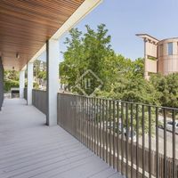 Apartment in the big city in Spain, Catalunya, Barcelona, 115 sq.m.