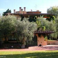 Villa in the suburbs in Italy, Apulia , Lecce, 880 sq.m.