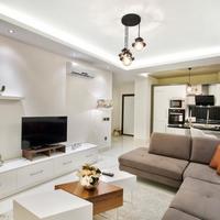 Apartment at the first line of the sea / lake, in the suburbs in Turkey, 110 sq.m.