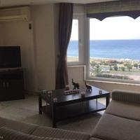 Apartment at the first line of the sea / lake in Turkey, 110 sq.m.