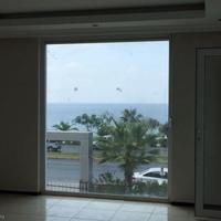 Квартира в центре города, на первой линии моря/озера в Турции, 110 кв.м.