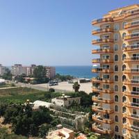 Квартира в центре города, на первой линии моря/озера в Турции, 142 кв.м.