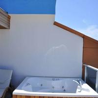 Apartment at the first line of the sea / lake in Turkey, 60 sq.m.