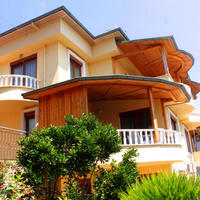 Villa in the suburbs in Turkey, 320 sq.m.