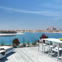 Flat in the city center, at the first line of the sea / lake in United Arab Emirates, Dubai, 146 sq.m.