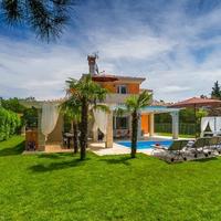 Villa in the suburbs in Croatia, Vodnjan, 205 sq.m.