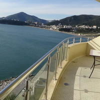 Flat at the first line of the sea / lake in Montenegro, Budva, Przno, 98 sq.m.