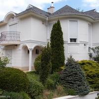 Villa in Hungary, Budapest, 280 sq.m.