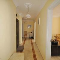 Квартира на второй линии моря/озера, в центре города в Турции, 120 кв.м.