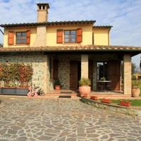 House in the suburbs in Italy, Pienza, 250 sq.m.