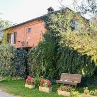 Дом в пригороде в Италии, Пьенца, 500 кв.м.