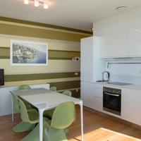 Apartment at the first line of the sea / lake, in the suburbs in Italy, Venice,  Venice, 97 sq.m.