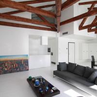 Apartment in the city center in Italy, Venice, 128 sq.m.