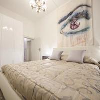 Apartment in the city center in Italy, Venice, 80 sq.m.