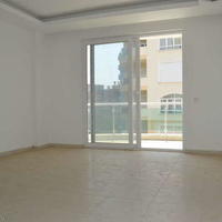 Квартира на второй линии моря/озера, в центре города в Турции, 55 кв.м.