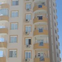 Квартира на второй линии моря/озера, в центре города в Турции, 110 кв.м.