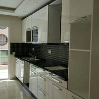 Квартира на второй линии моря/озера, в центре города в Турции, 110 кв.м.