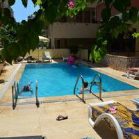 Flat at the second line of the sea / lake, in the city center in Turkey, 100 sq.m.