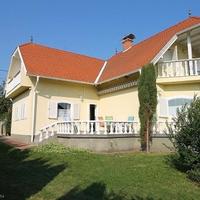 House in Hungary, Heves, Balaton, 190 sq.m.