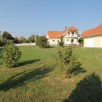 House in Hungary, Heves, Balaton, 190 sq.m.