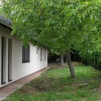 House at the second line of the sea / lake in Hungary, Heves, Balaton, 270 sq.m.