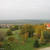 Дом в пригороде в Венгрии, Хевеш, Балатон, 190 кв.м.
