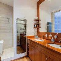 Flat in France, Paris, 234 sq.m.