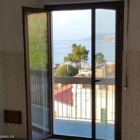 Apartment at the second line of the sea / lake in Italy, Liguria, 120 sq.m.