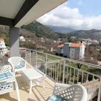 Квартира в центре города в Черногории, Будва, 109 кв.м.