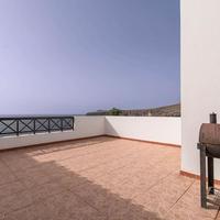 Villa at the second line of the sea / lake in Spain, Canary Islands, Valsequillo de Gran Canaria, 150 sq.m.