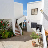 Квартира на первой линии моря/озера, в пригороде в Испании, Канарские Острова, Вальсекильо-де-Гран-Канария, 68 кв.м.