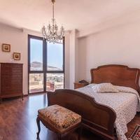 Квартира на второй линии моря/озера, в центре города в Испании, Канарские Острова, Вальсекильо-де-Гран-Канария, 171 кв.м.