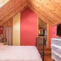 Penthouse at the second line of the sea / lake, in the city center in Spain, Canary Islands, Valsequillo de Gran Canaria, 77 sq.m.