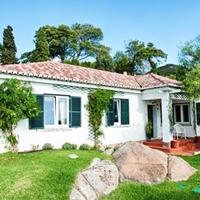 Villa at the first line of the sea / lake in Portugal, Cascais, 400 sq.m.