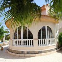 House in the suburbs in Spain, Comunitat Valenciana, Alicante, 250 sq.m.