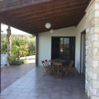 Villa at the seaside in Republic of Cyprus, Pegeia, 350 sq.m.