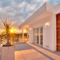 Villa at the second line of the sea / lake in Republic of Cyprus, Lemesou, 266 sq.m.