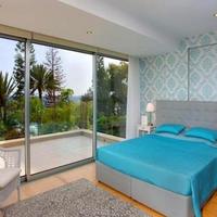 Apartment at the first line of the sea / lake in Republic of Cyprus, Lemesou, 120 sq.m.