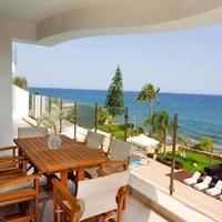 Apartment at the first line of the sea / lake in Republic of Cyprus, Lemesou, 120 sq.m.