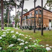 Villa at the first line of the sea / lake in Latvia, Jurmala, Lielupe, 669 sq.m.