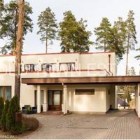 Дом на первой линии моря/озера в Латвии, Юрмала, 330 кв.м.