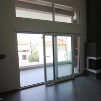 Flat in the city center, at the first line of the sea / lake in Greece, Central Macedonia, 80 sq.m.